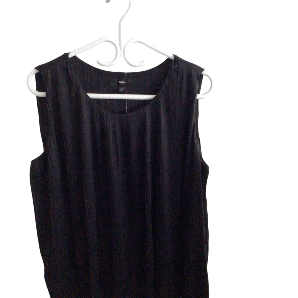 Mossimo Black Sleeveless Top